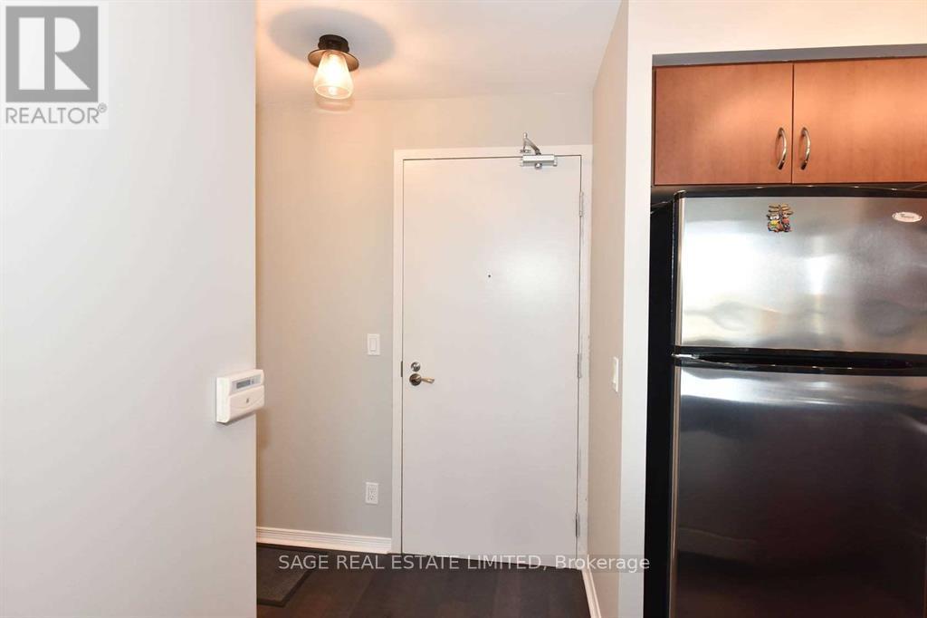 307 - 2230 Lake Shore Boulevard W, Toronto, Ontario  M8V 0B2 - Photo 3 - W13226494