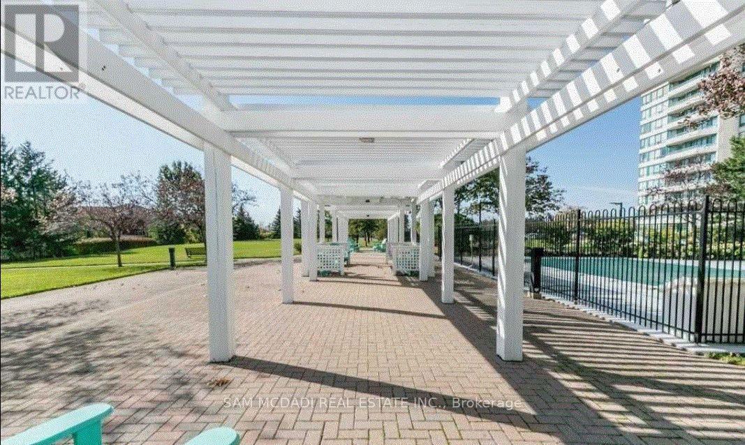 1514 - 550 Webb Drive, Mississauga, Ontario  L5B 3Y4 - Photo 3 - W13226612