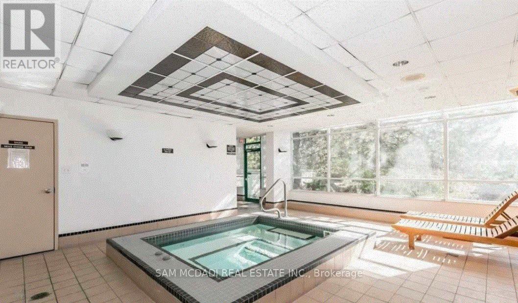 1514 - 550 Webb Drive, Mississauga, Ontario  L5B 3Y4 - Photo 7 - W13226612