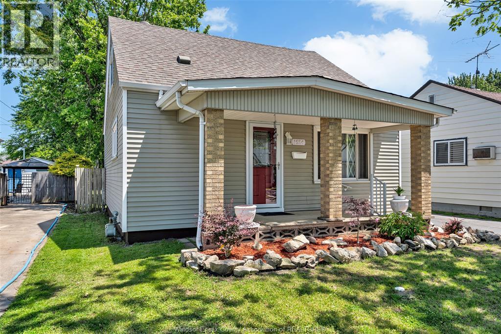 1554 Aubin Road, Windsor, Ontario  N8Y 4G2 - Photo 3 - 26012762