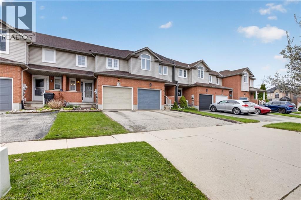 12 Ferncliffe Street, Cambridge, Ontario  N1T 2C8 - Photo 2 - 40825899