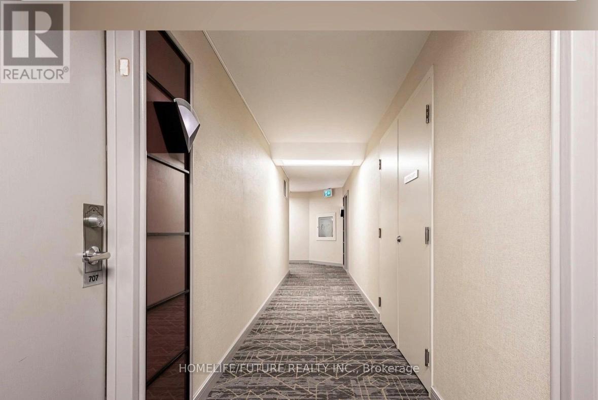1519 - 88 Corporate Drive, Toronto, Ontario  M1H 3G6 - Photo 3 - E13223210