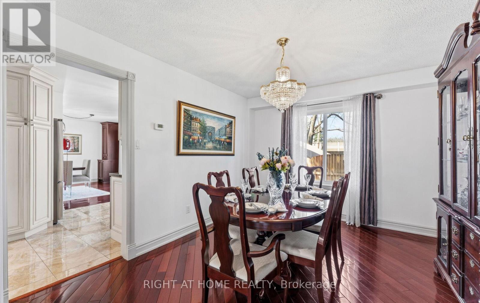 1665 Asgard Drive, Mississauga, Ontario  L5E 3G5 - Photo 9 - W13039420