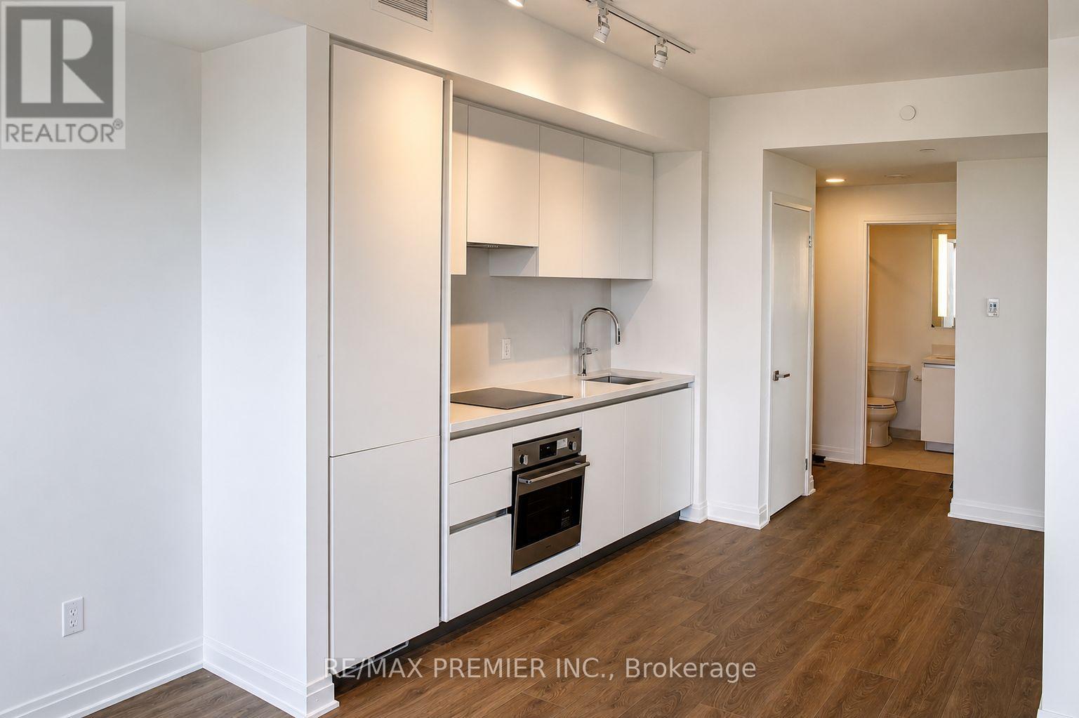 5910 - 4015 The Exchange, Mississauga, Ontario  L5B 0N9 - Photo 15 - W13225720