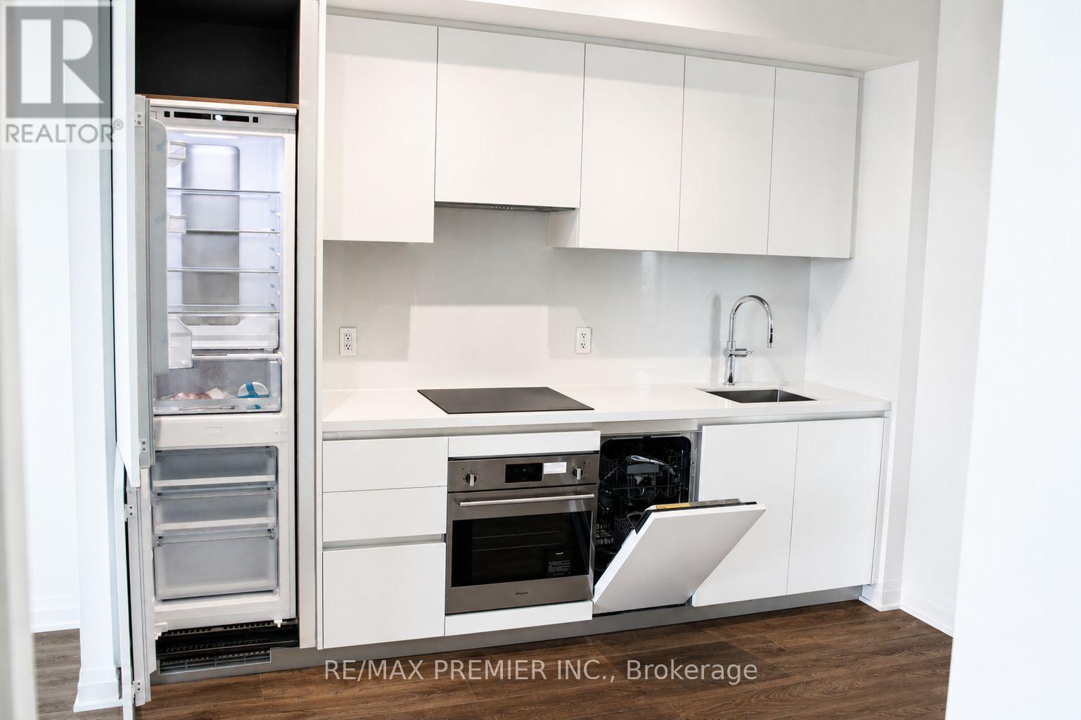 5910 - 4015 The Exchange, Mississauga, Ontario  L5B 0N9 - Photo 16 - W13225720