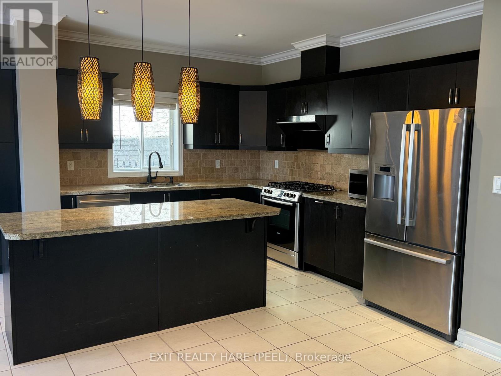 174 Irwin Avenue, Hamilton, Ontario  L9K 0A8 - Photo 5 - X13201486