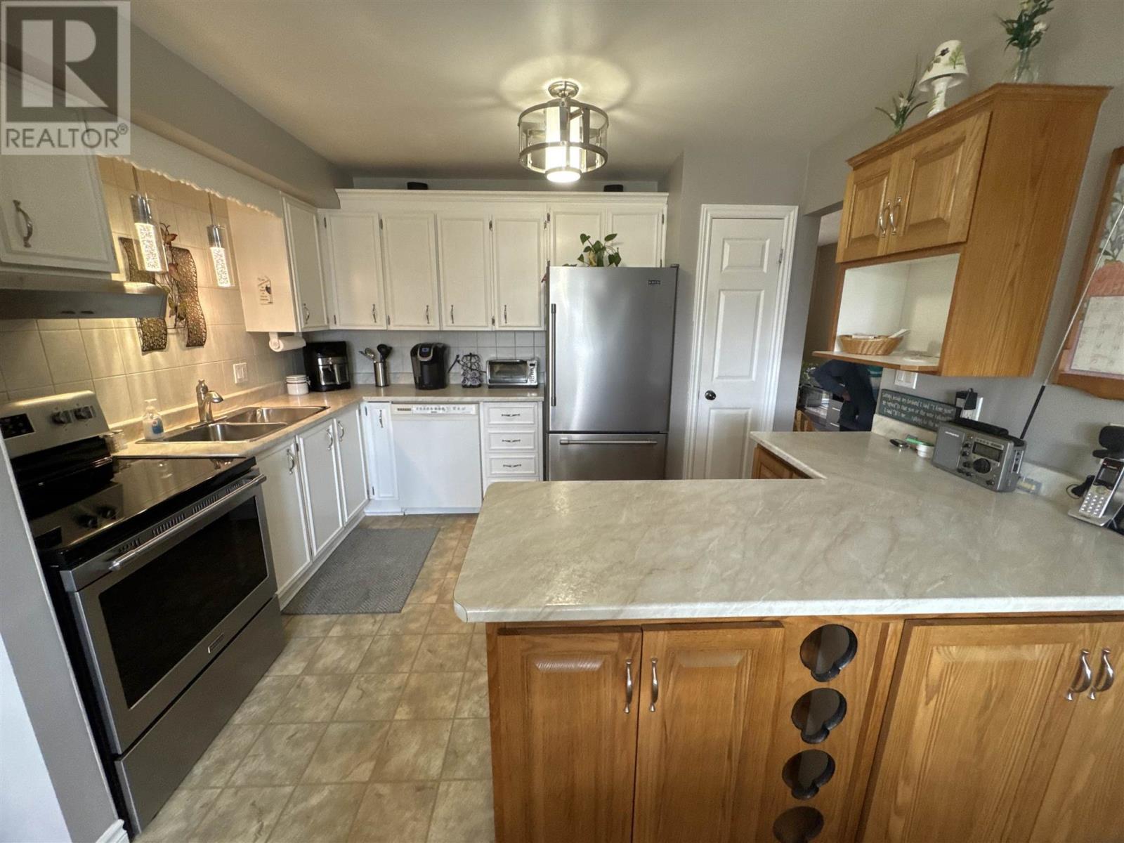 11 Gauthier Pl, Elliot Lake, Ontario  P5A 3M1 - Photo 16 - SM261216