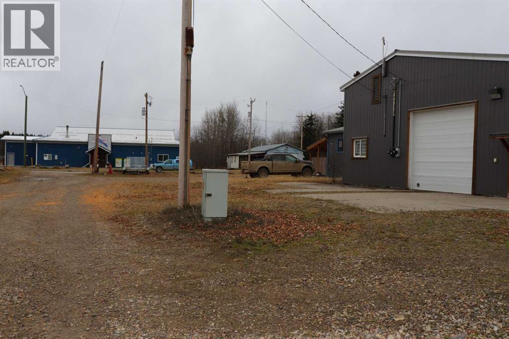 5006 50 Avenue, Peers, Alberta  T0E 1W0 - Photo 6 - A2273691