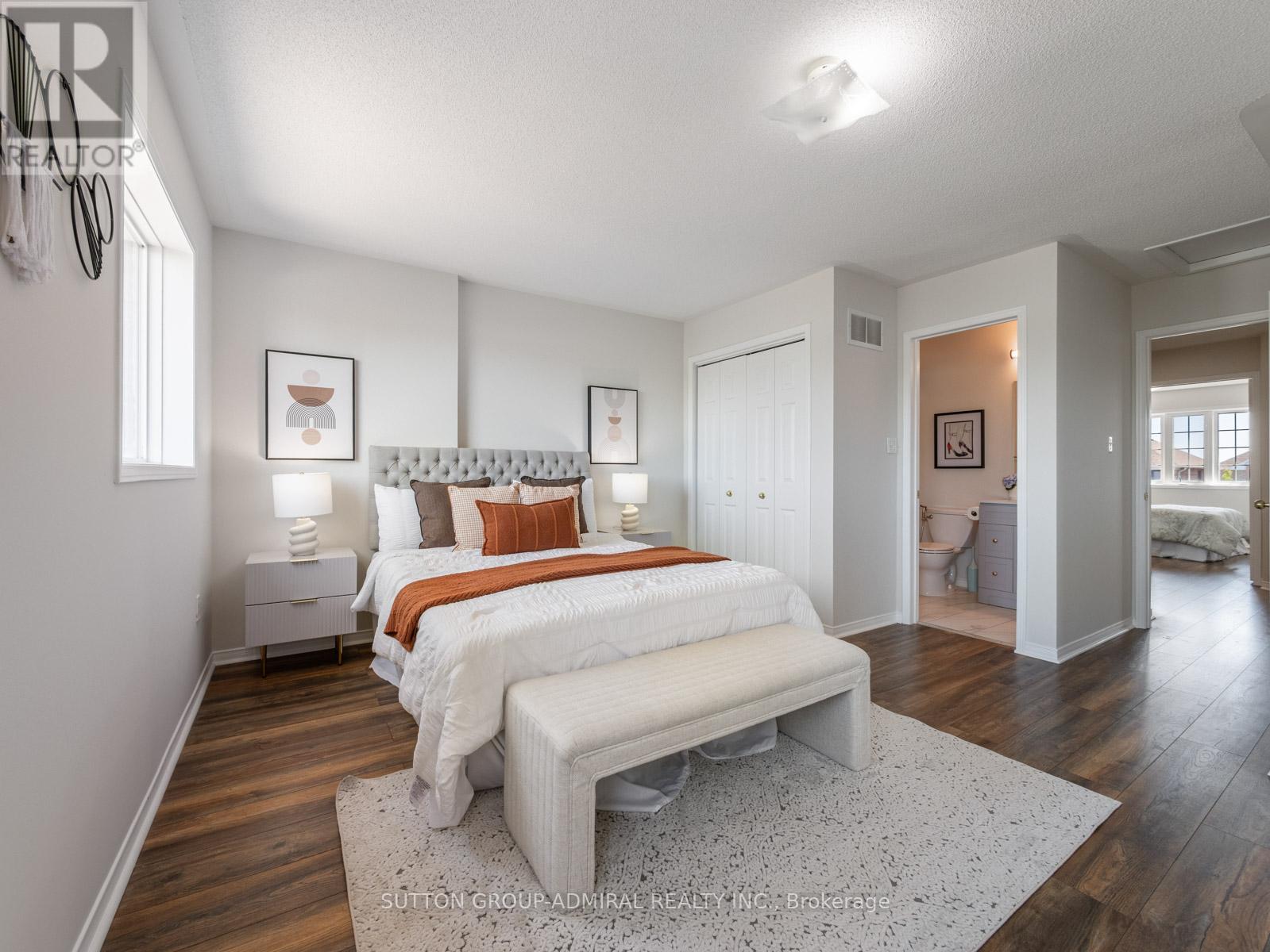 49 Lindenshire Avenue, Vaughan, Ontario  L6A 4A4 - Photo 20 - N13226648