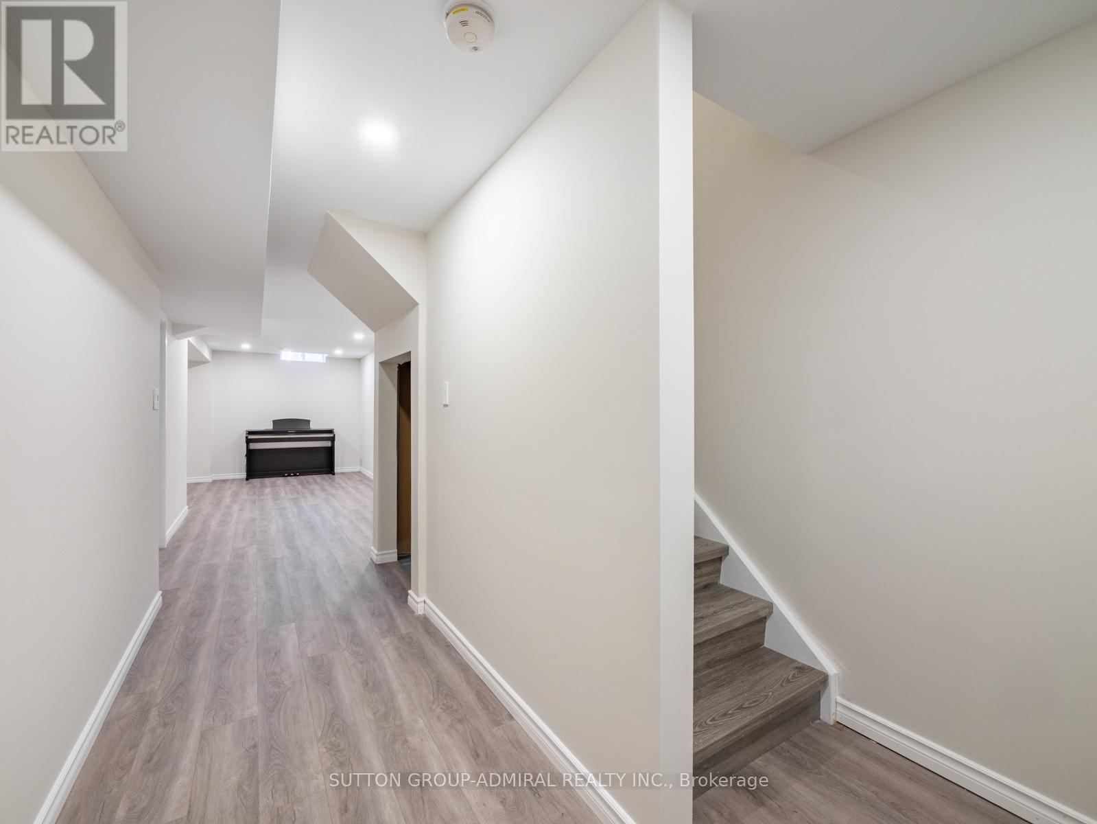 49 Lindenshire Avenue, Vaughan, Ontario  L6A 4A4 - Photo 28 - N13226648