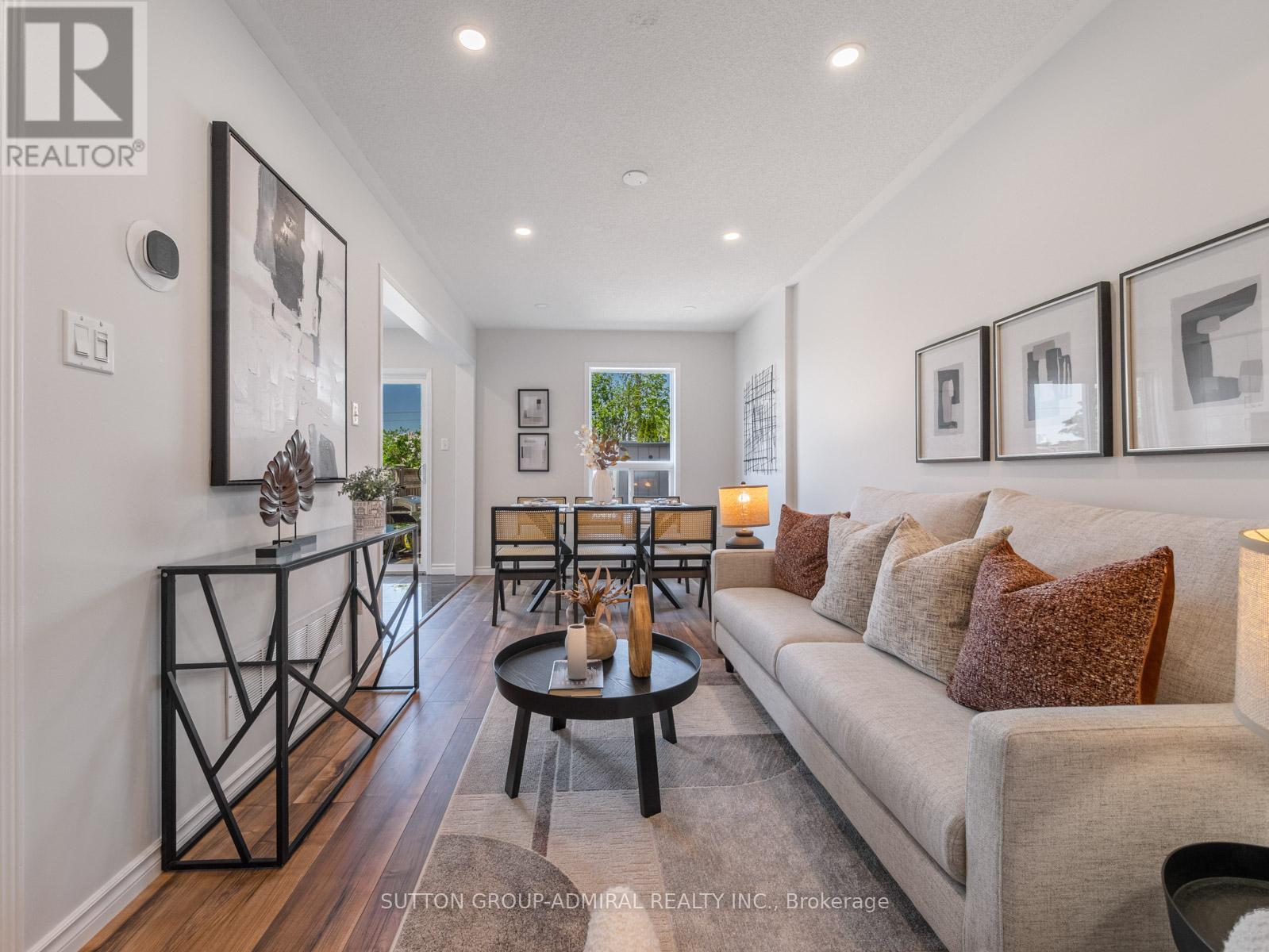 49 Lindenshire Avenue, Vaughan, Ontario  L6A 4A4 - Photo 6 - N13226648