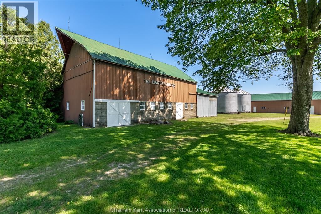 11179 Longwoods Road, Thamesville, Ontario  N0P 2K0 - Photo 36 - 26012580