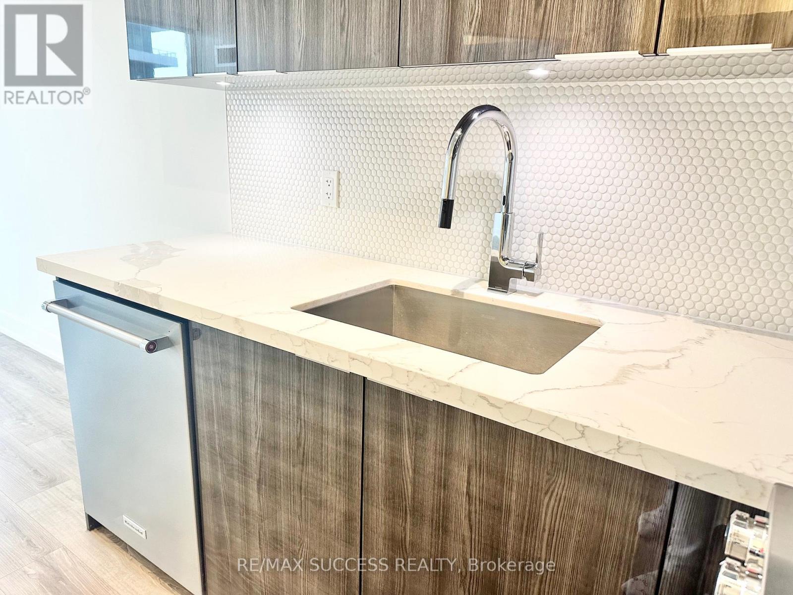 2617 - 30 Shore Breeze Drive, Toronto, Ontario  M8V 0J1 - Photo 11 - W13163674