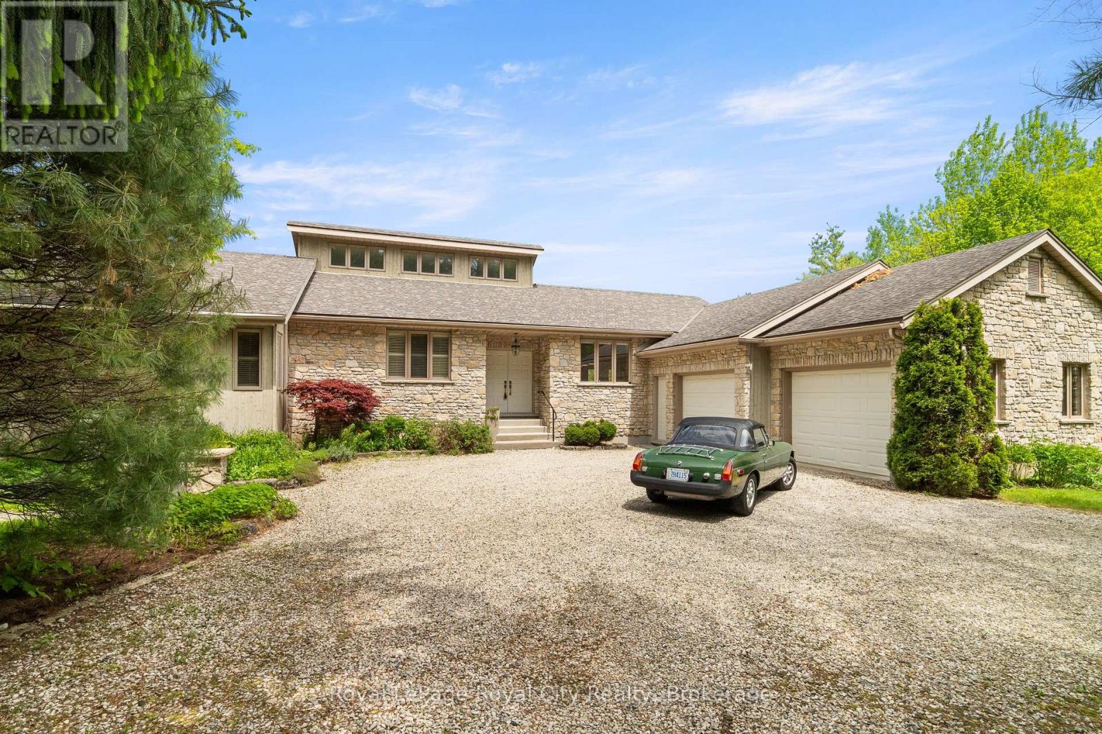 384 South River Road, Centre Wellington (Elora/salem), Ontario  N0B 1S0 - Photo 1 - X13226760
