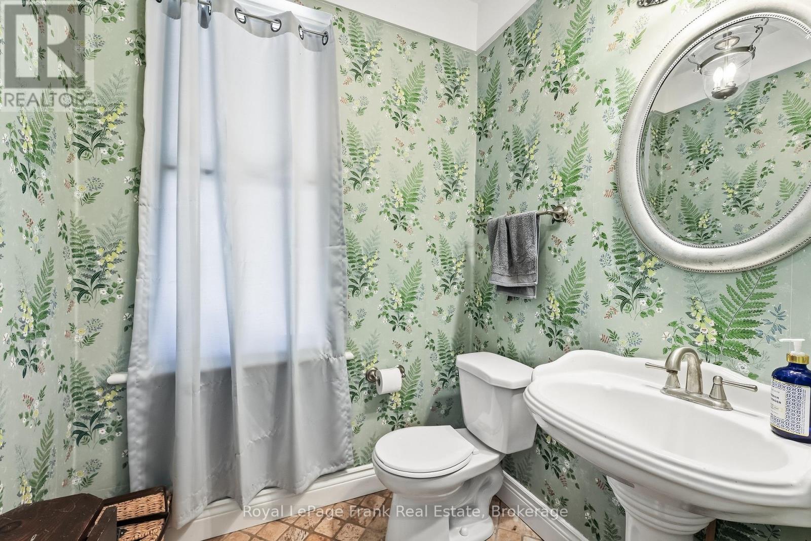 34 North Street N, Barrie (Wellington), Ontario L4M 2R9 - Photo 7 - S13226752
