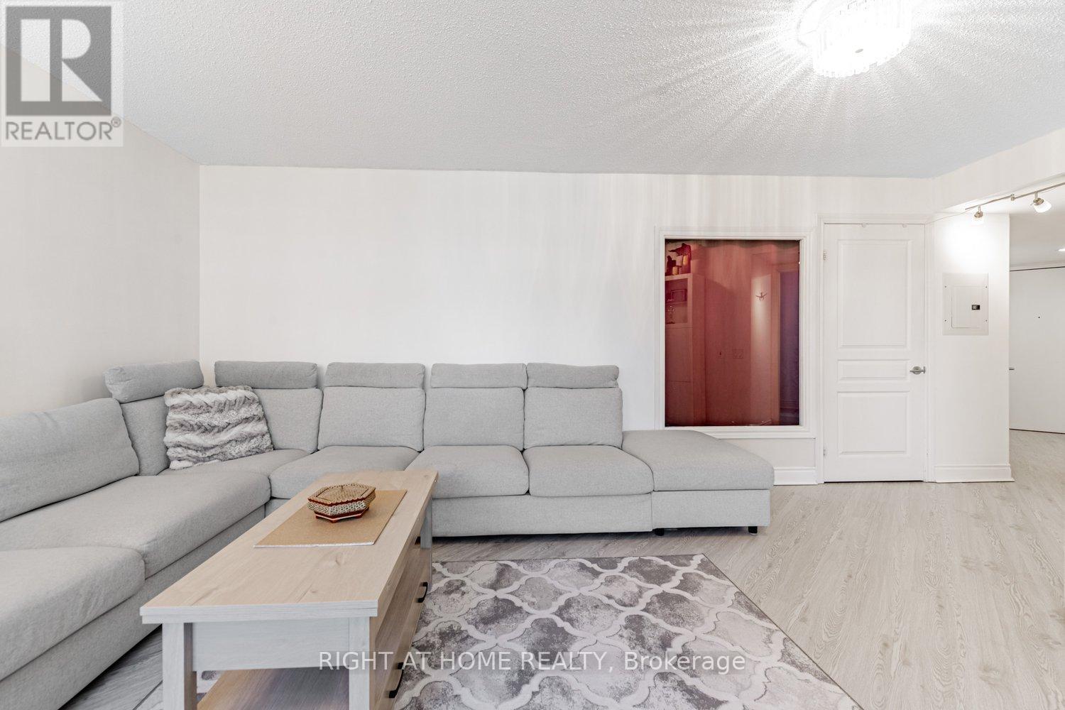 1429 - 15 Northtown Way, Toronto, Ontario  M2N 7A2 - Photo 12 - C13226678
