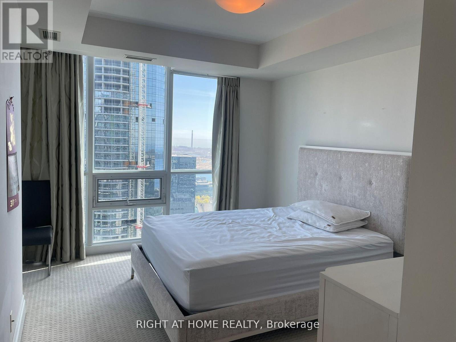 4904 - 16 Harbour Street, Toronto, Ontario  M5J 2Z7 - Photo 7 - C13226718