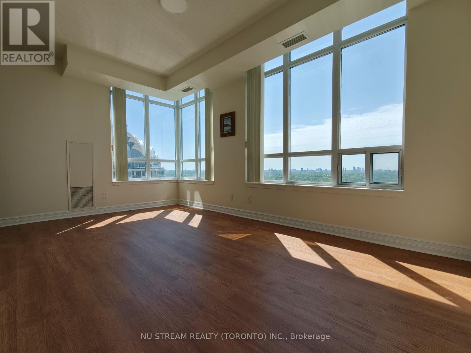 Ph304 - 17 Barberry Place, Toronto, Ontario  M2K 3E2 - Photo 16 - C13226740