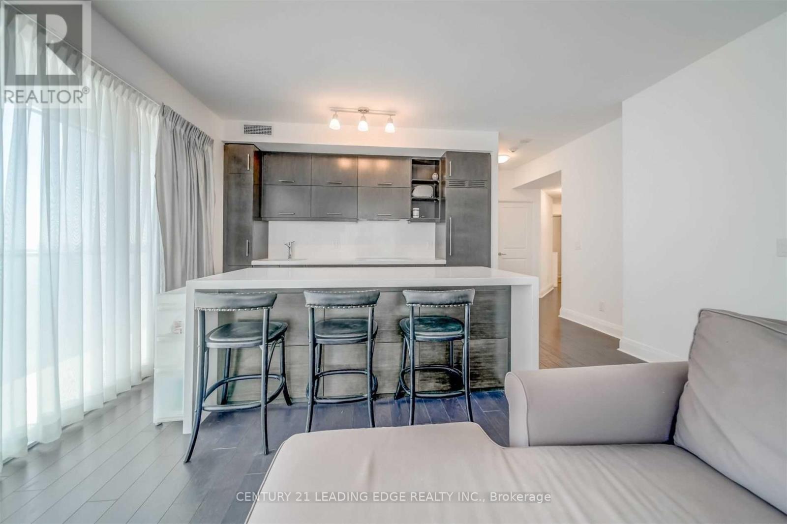 2302 - 1080 Bay Street, Toronto, Ontario  M5S 0A6 - Photo 7 - C13226750