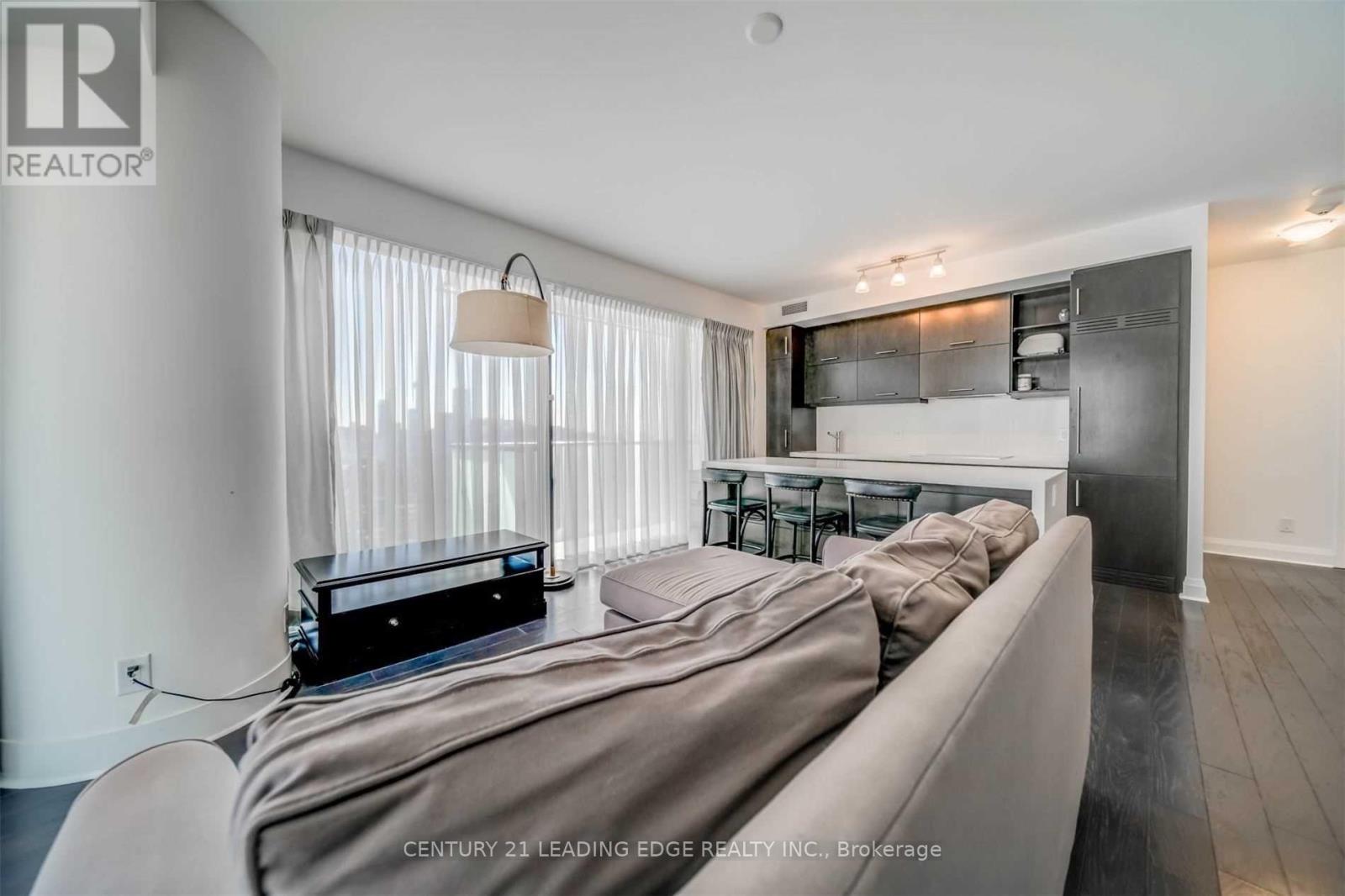 2302 - 1080 Bay Street, Toronto, Ontario  M5S 0A6 - Photo 8 - C13226750