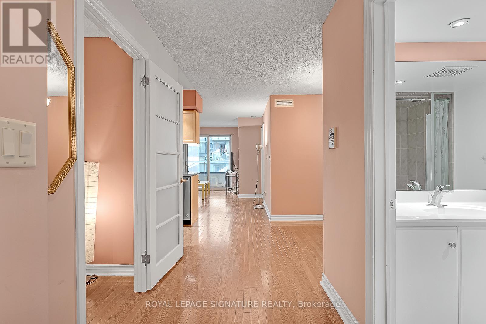 710 - 270 Wellington Street W, Toronto, Ontario  M5V 3P6 - Photo 23 - C13226792