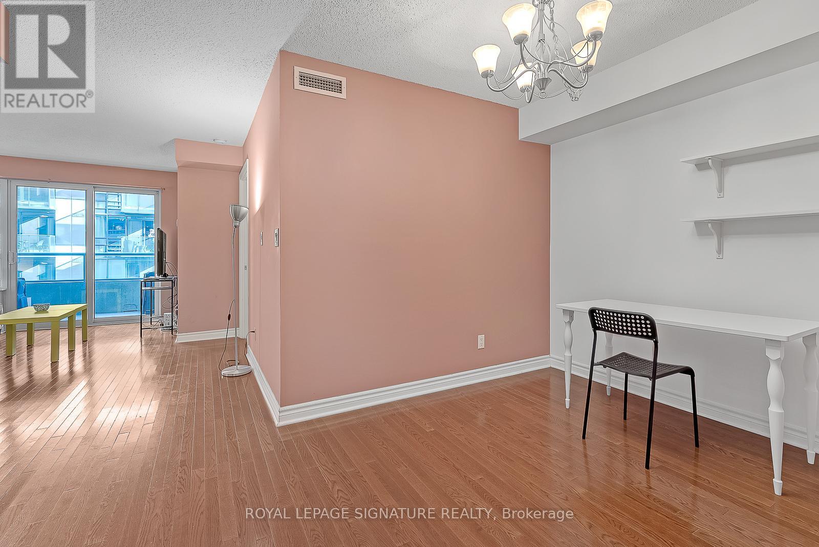 710 - 270 Wellington Street W, Toronto, Ontario  M5V 3P6 - Photo 28 - C13226792