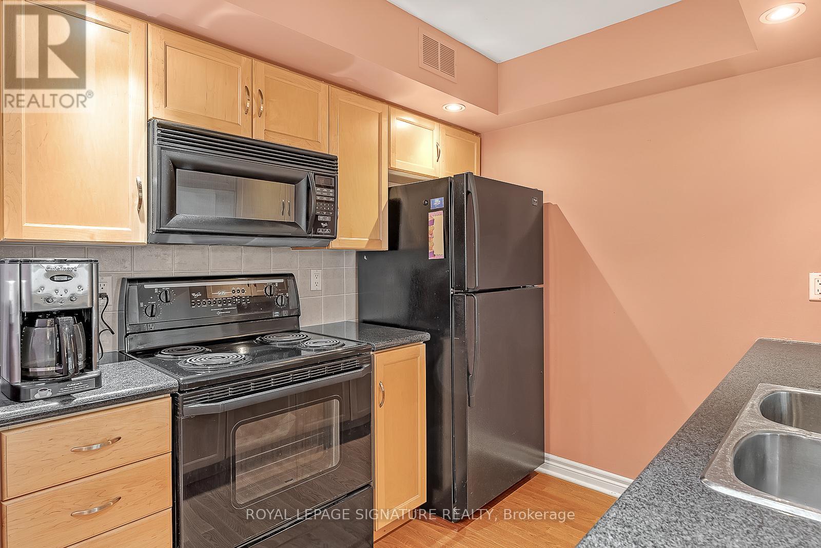 710 - 270 Wellington Street W, Toronto, Ontario  M5V 3P6 - Photo 4 - C13226792