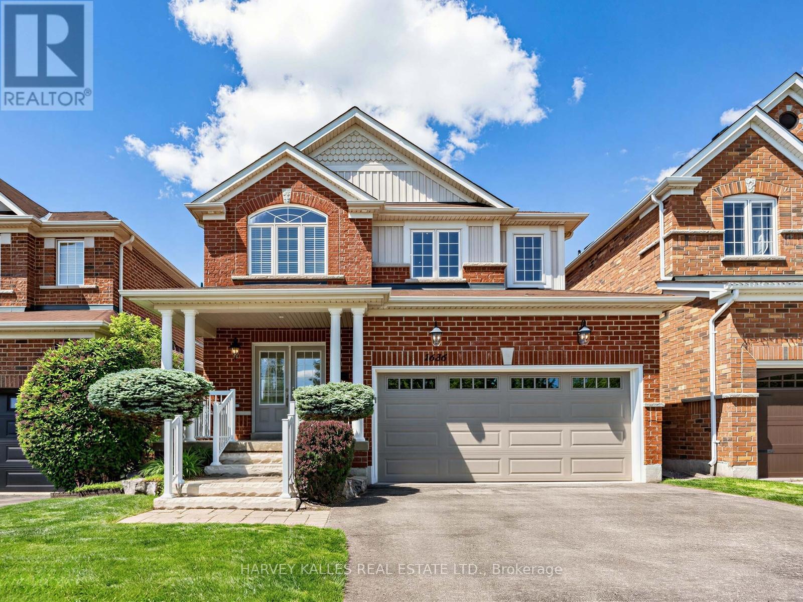 1636 GLENBOURNE DRIVE, Oshawa, Ontario