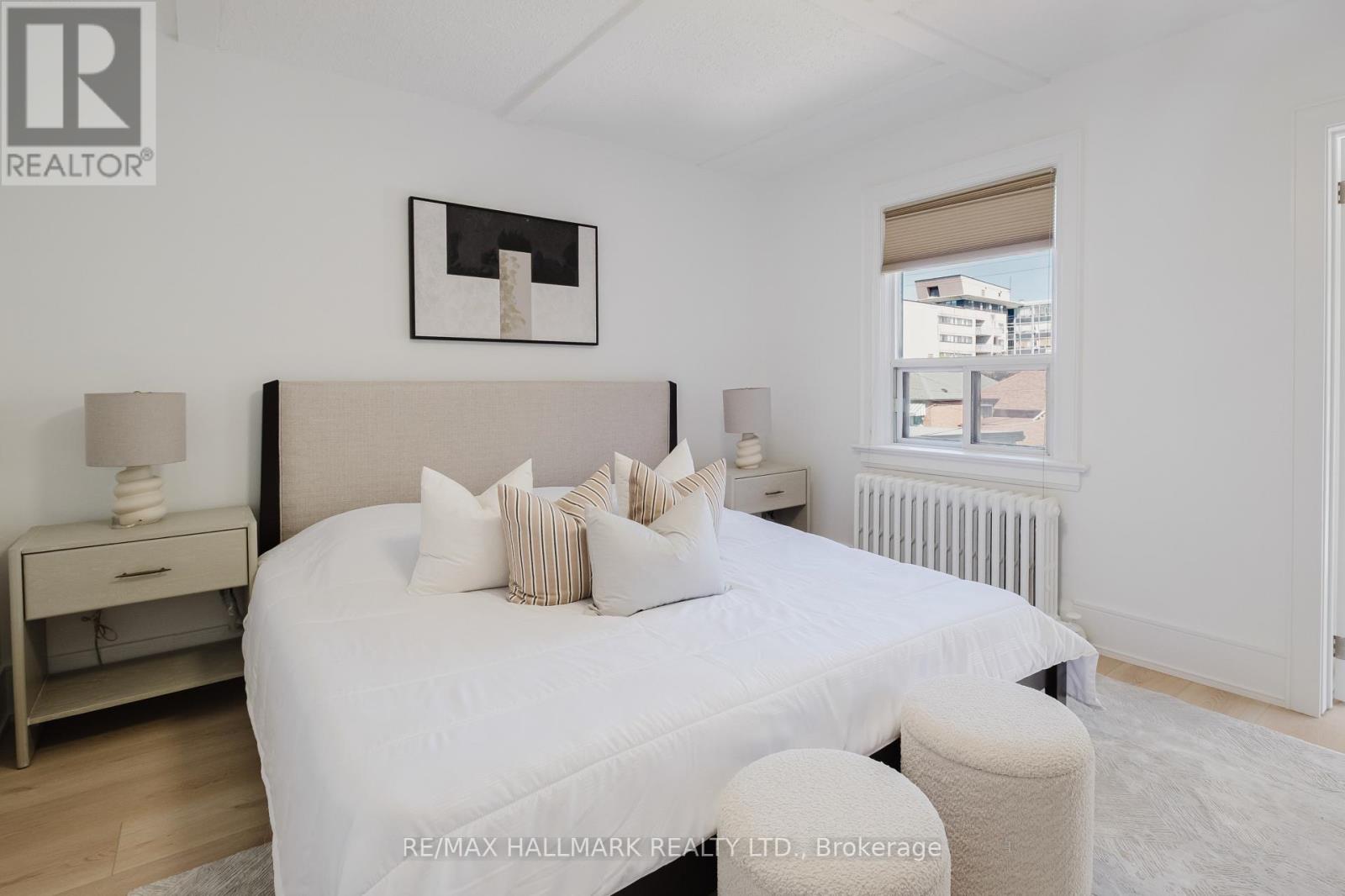 18 Glen Stewart Avenue, Toronto, Ontario  M4E 1P7 - Photo 15 - E13226814