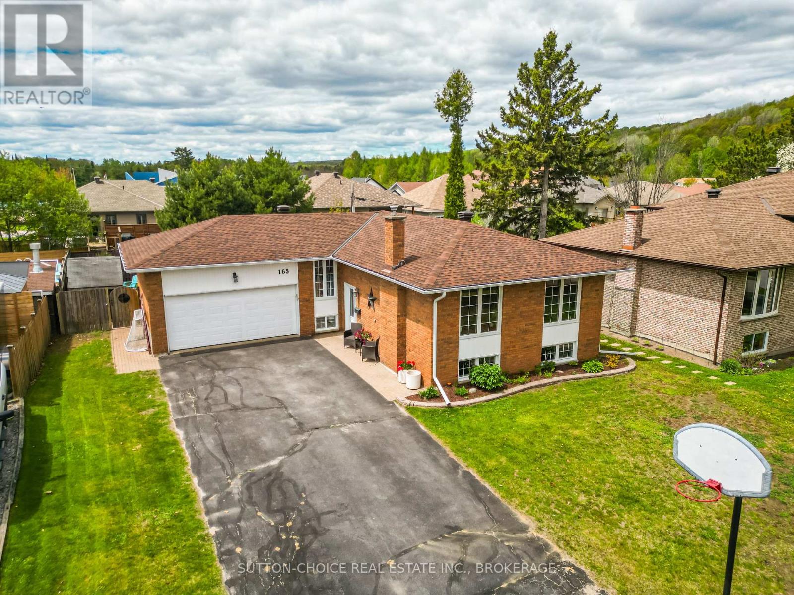 165 Macbeth Crescent, North Bay, Ontario  P1B 7X7 - Photo 2 - X13226714