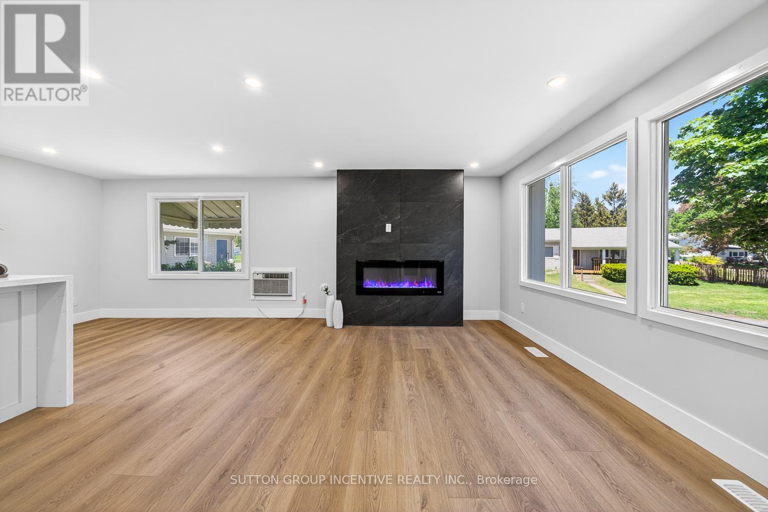 67 Main Street, Innisfil, Ontario  L9S 1N2 - Photo 4 - N13226820