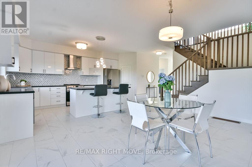 3721 Quayside Drive, Severn (West Shore), Ontario  L3V 8M9 - Photo 14 - S13226790