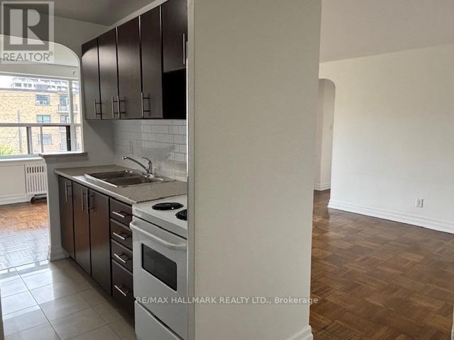 114 - 2 Newholm Road, Toronto, Ontario  M8Y 3M4 - Photo 3 - W13226730