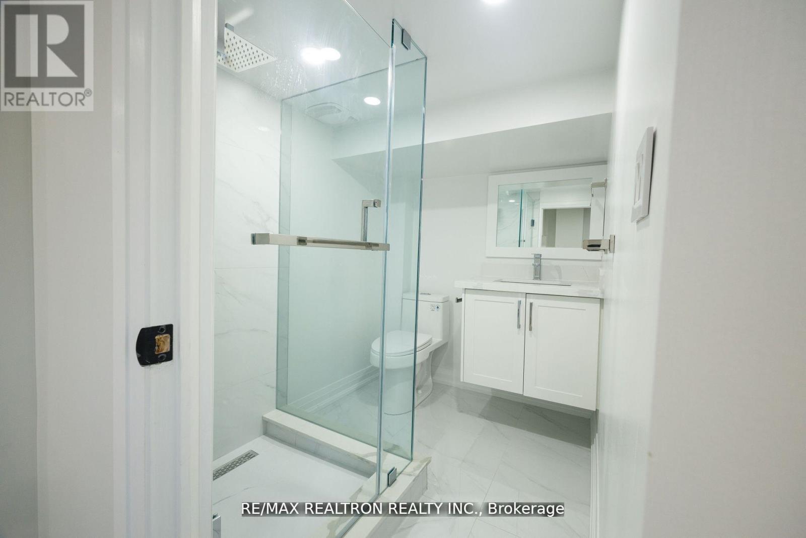 77 Hatherley Road, Toronto, Ontario  M6E 1V8 - Photo 24 - W13226780