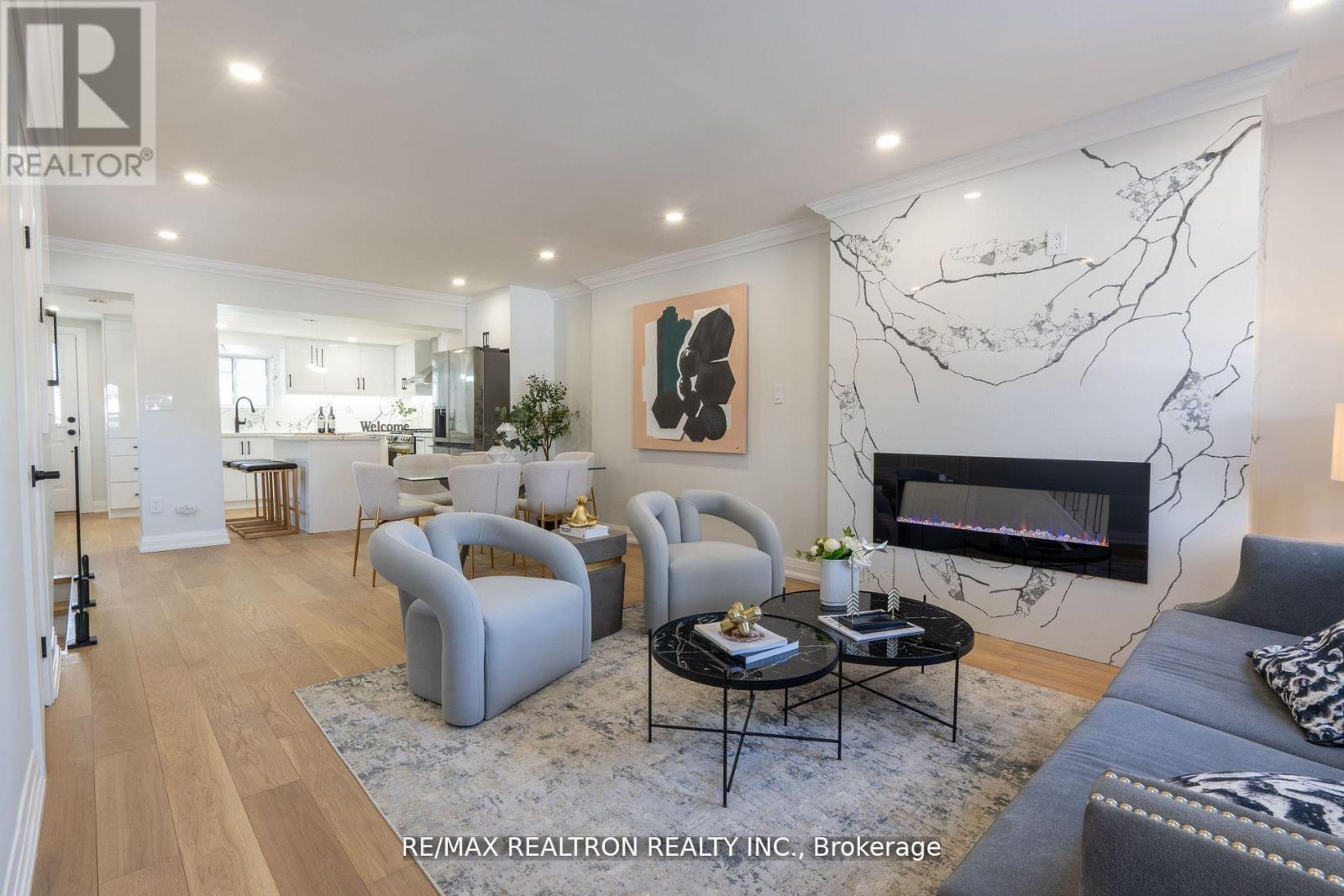 77 Hatherley Road, Toronto, Ontario  M6E 1V8 - Photo 3 - W13226780