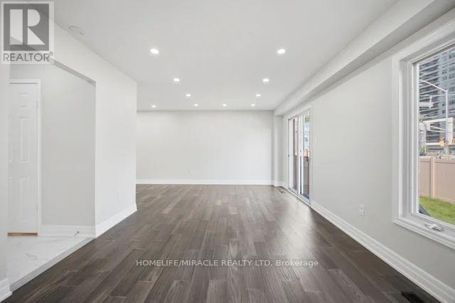 18 - 35 Ceremonial Drive, Mississauga, Ontario  L5R 3G6 - Photo 7 - W13226808