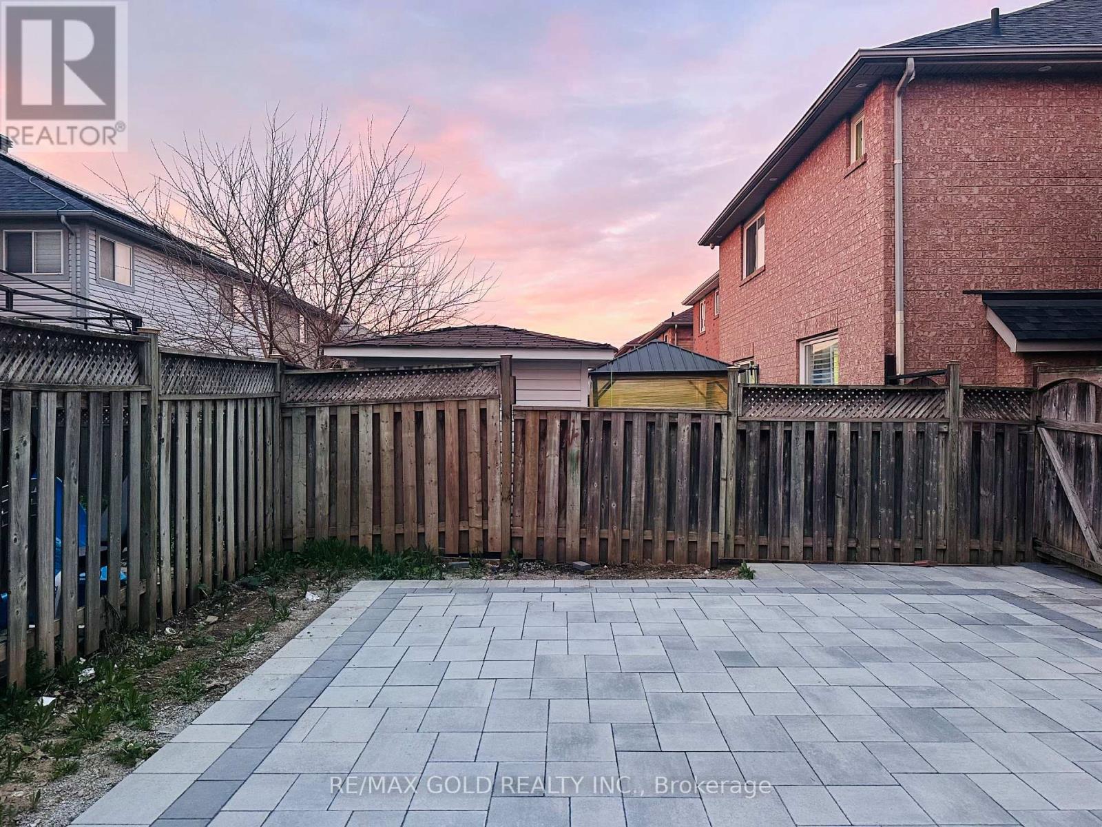 55 Linderwood Drive, Brampton, Ontario  L7A 1S4 - Photo 10 - W13226828