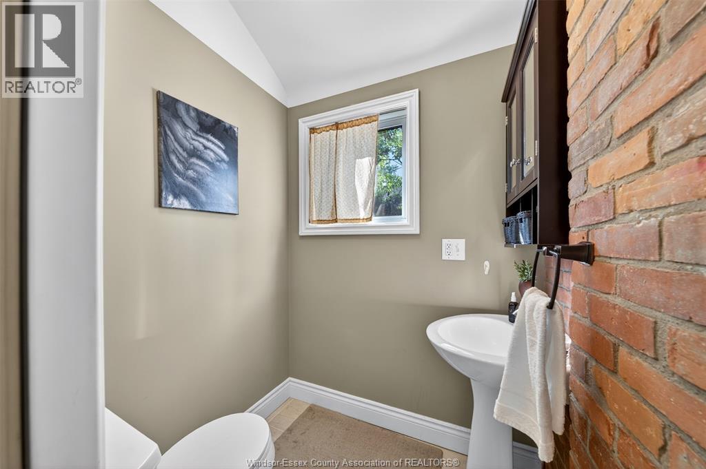 756 Monmouth, Windsor, Ontario  N8Y 3L2 - Photo 14 - 26012775
