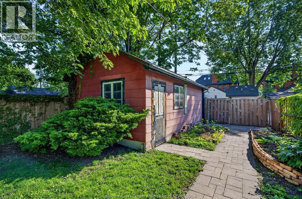 756 Monmouth, Windsor, Ontario  N8Y 3L2 - Photo 32 - 26012775