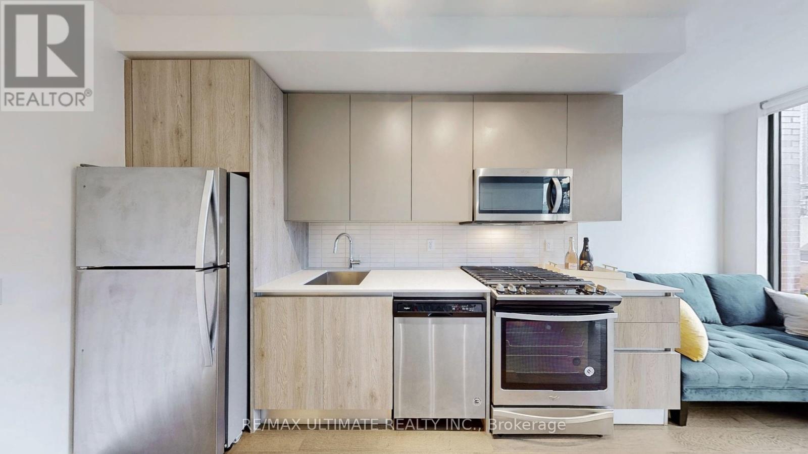 708 - 2a Church Street, Toronto, Ontario  M5E 0E1 - Photo 2 - C13161690