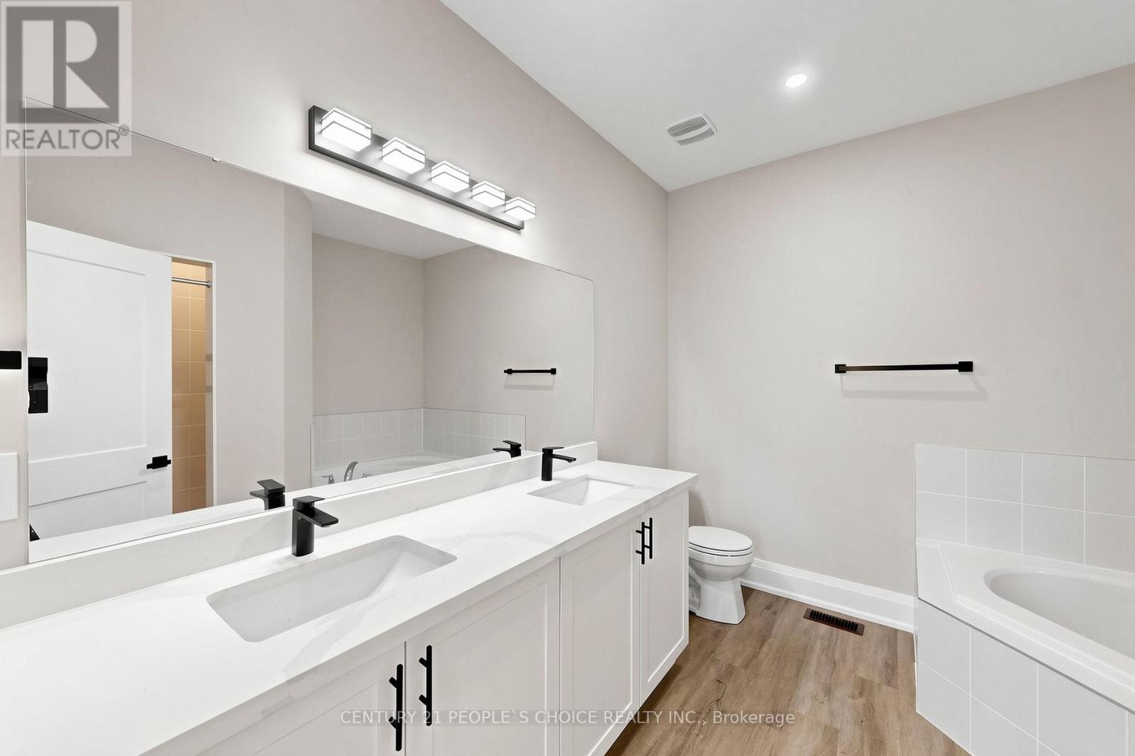 8 Durham Road, Bracebridge (Monck (Bracebridge)), Ontario  P1L 0B7 - Photo 23 - X13226706