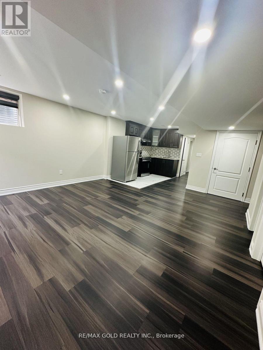 305 Sedgewood Street, Kitchener, Ontario  N2P 0J6 - Photo 7 - X13226774
