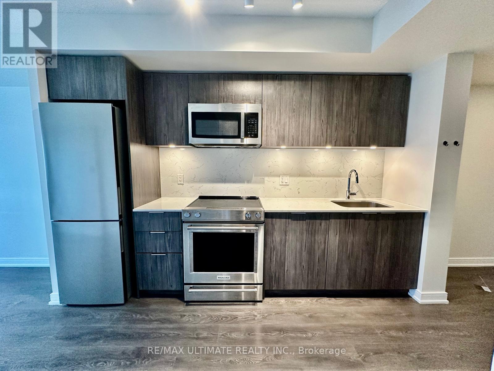 1611 - 30 Samuel Wood Way, Toronto, Ontario  M9B 0C9 - Photo 3 - W13041130