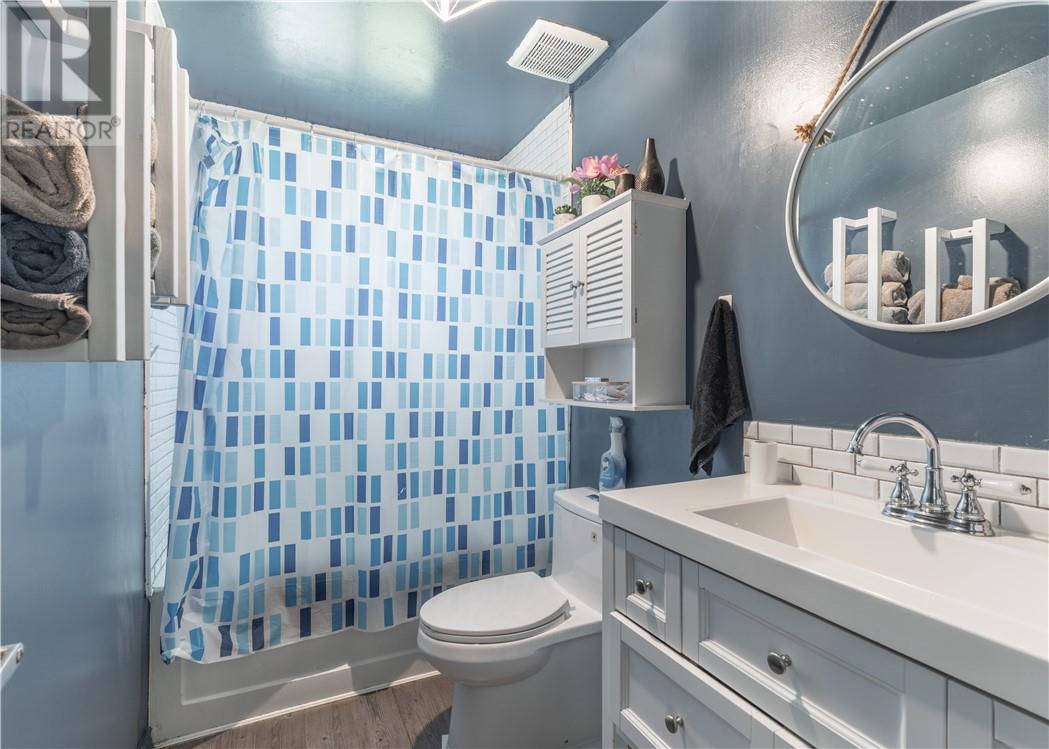 83 Roseland Drive, Wahnapitae, Ontario  P0M 3C0 - Photo 11 - 2128220