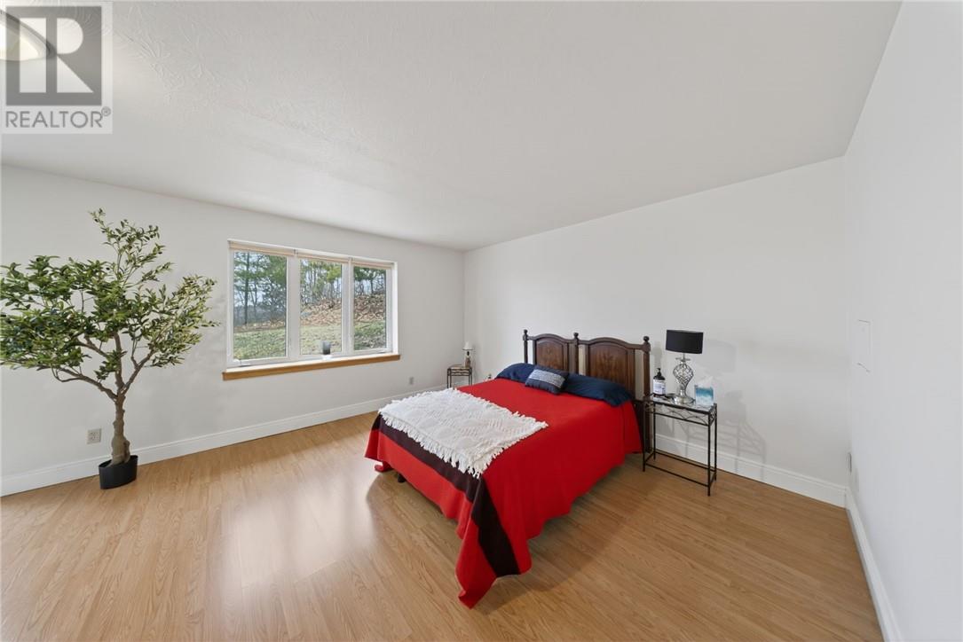 483 Kantola Road, Greater Sudbury, Ontario  P3Y 1H8 - Photo 31 - 2128072
