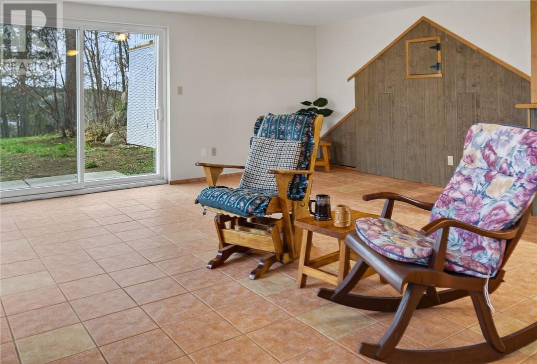 483 Kantola Road, Greater Sudbury, Ontario  P3Y 1H8 - Photo 44 - 2128072