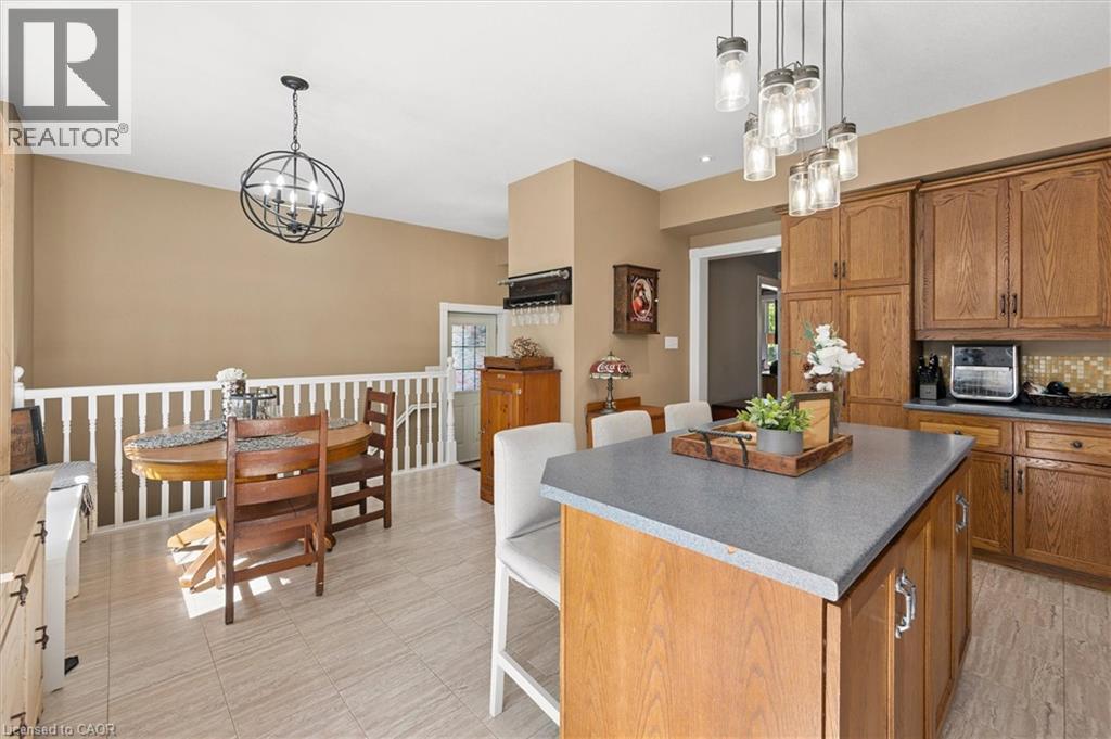 61 Memorial Avenue, Elmira, Ontario  N2B 2R9 - Photo 19 - 40835203