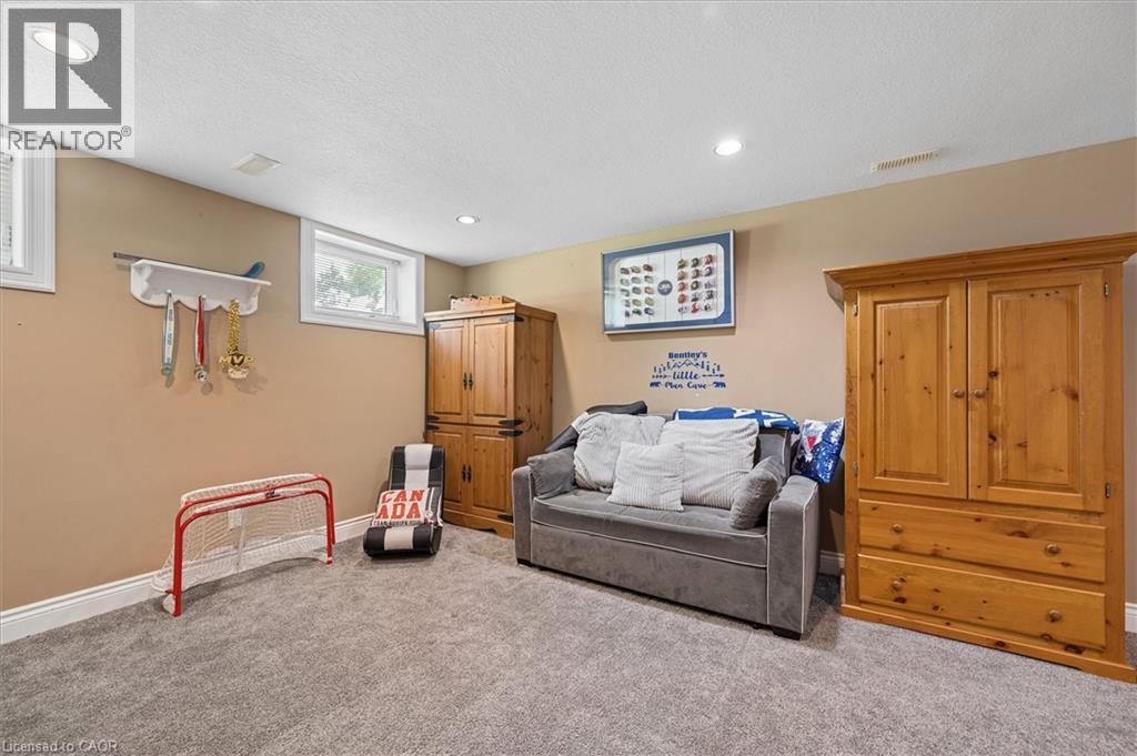 61 Memorial Avenue, Elmira, Ontario  N2B 2R9 - Photo 29 - 40835203