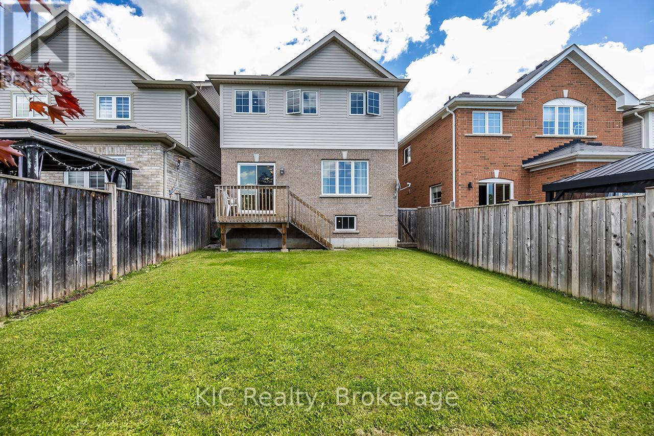 40 Puttingedge Drive, Whitby, Ontario  L1R 0H7 - Photo 35 - E13226848