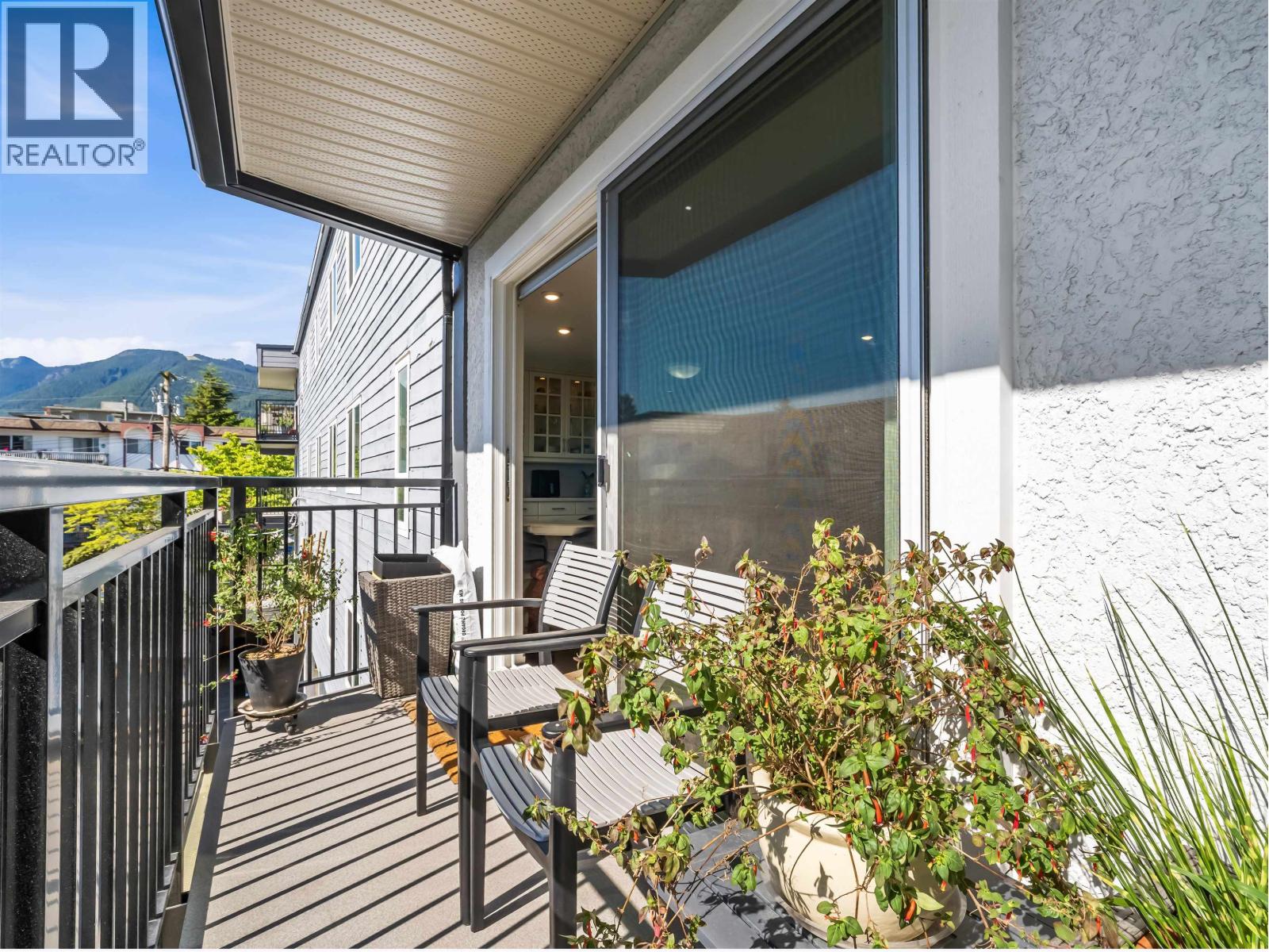 202 134 W 20th Street, North Vancouver, British Columbia  V7M 1Y4 - Photo 9 - R3130543